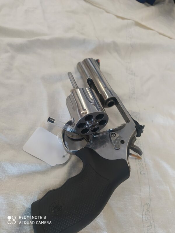smith & wesson  mod 686.6 calibre 357 mag – Image 3
